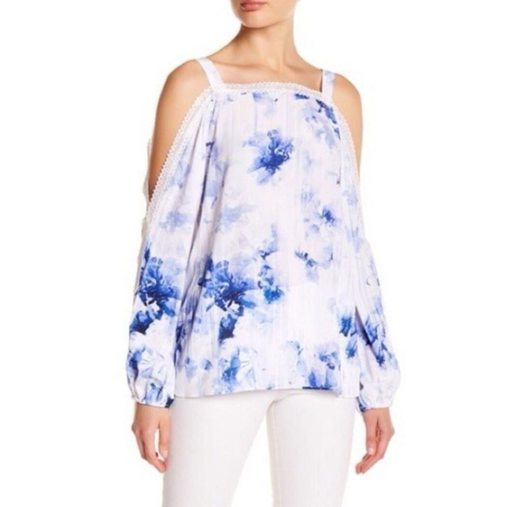 T Tahari Juliette Cold Shoulder Floral Blouse M